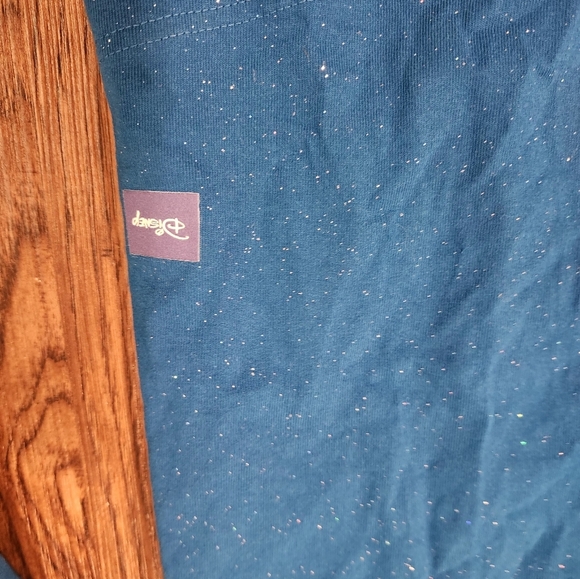 Disney Princess Half Marathon 2024 Spirit Jersey - Picture 5 of 7